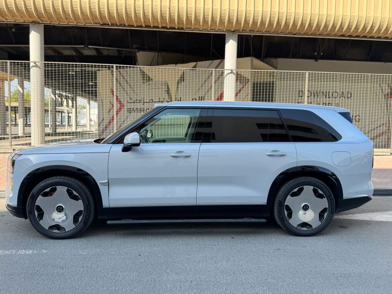 زيكر 9X 2.0L Plug-in Hybrid- ultra 70kwh-1401 HP