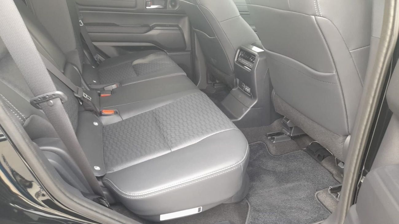 Toyota Prado Right-Hand drive Kakadu diesel Auto panoramic roof 7 seater top of the range