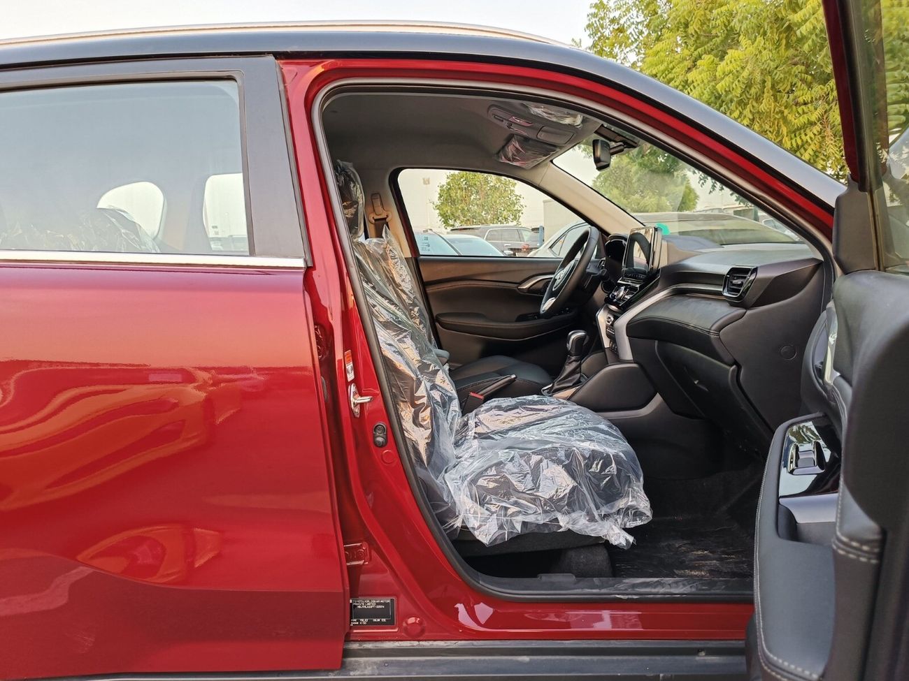 Toyota Urban Cruiser GLX, 1.5L V4, FULL OPTION, DOUBLE TONE (CODE #  GLX)