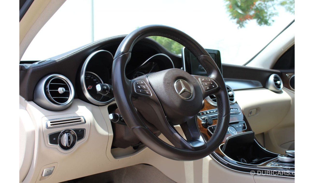 مرسيدس بنز C200 AMG باك