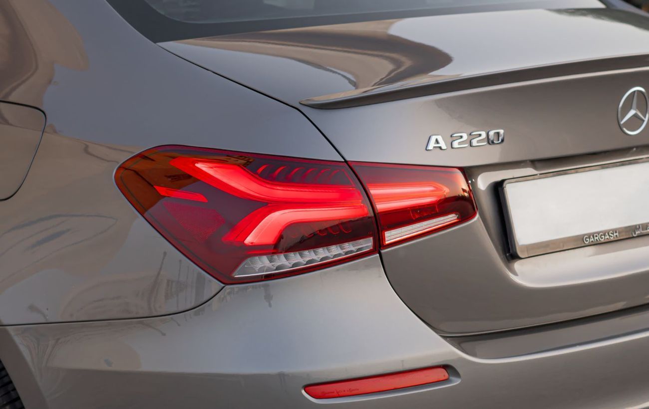 مرسيدس بنز A 220