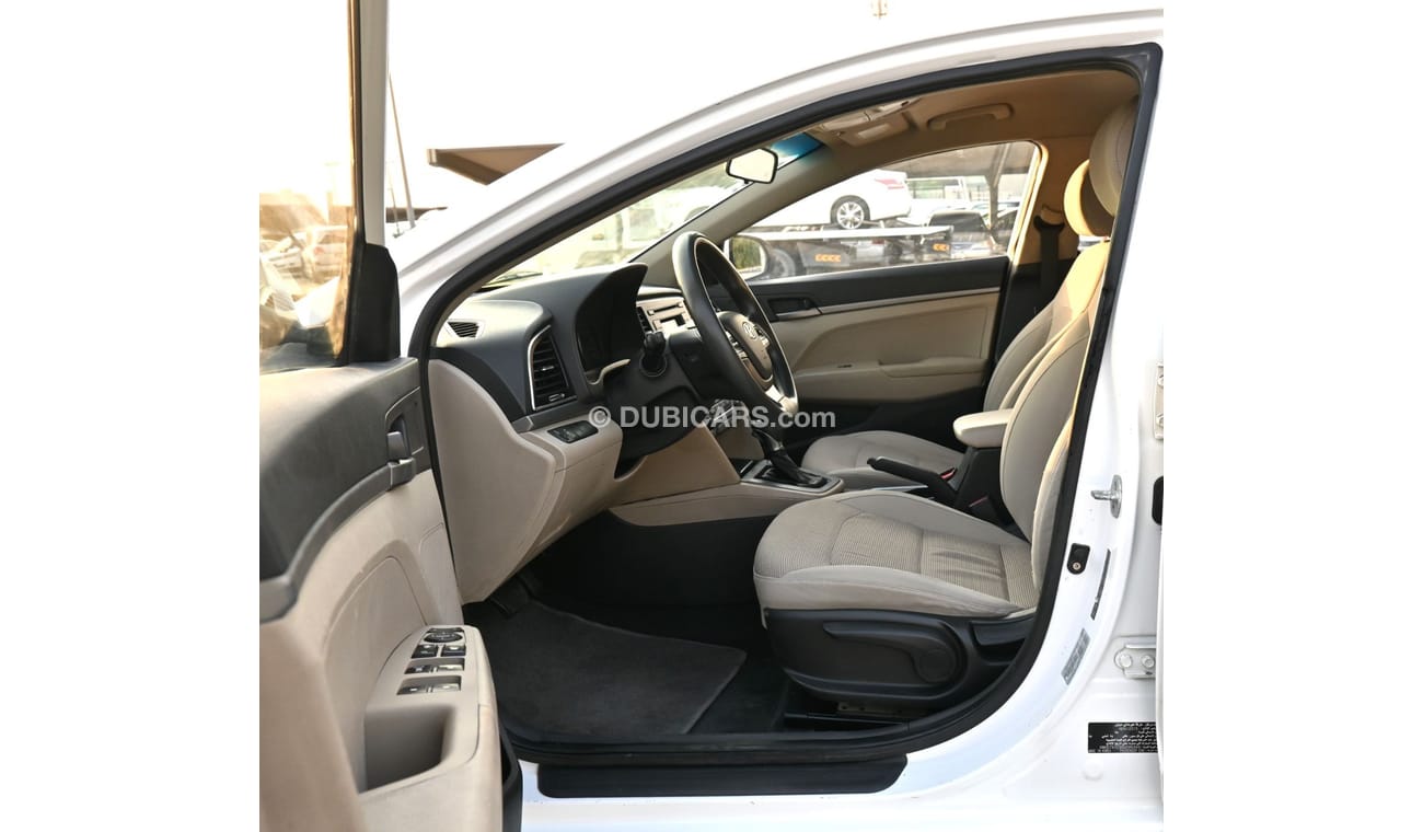 Hyundai Elantra GCC EXCELLENT CONDITION WITHOUT ACCIDENT 2016