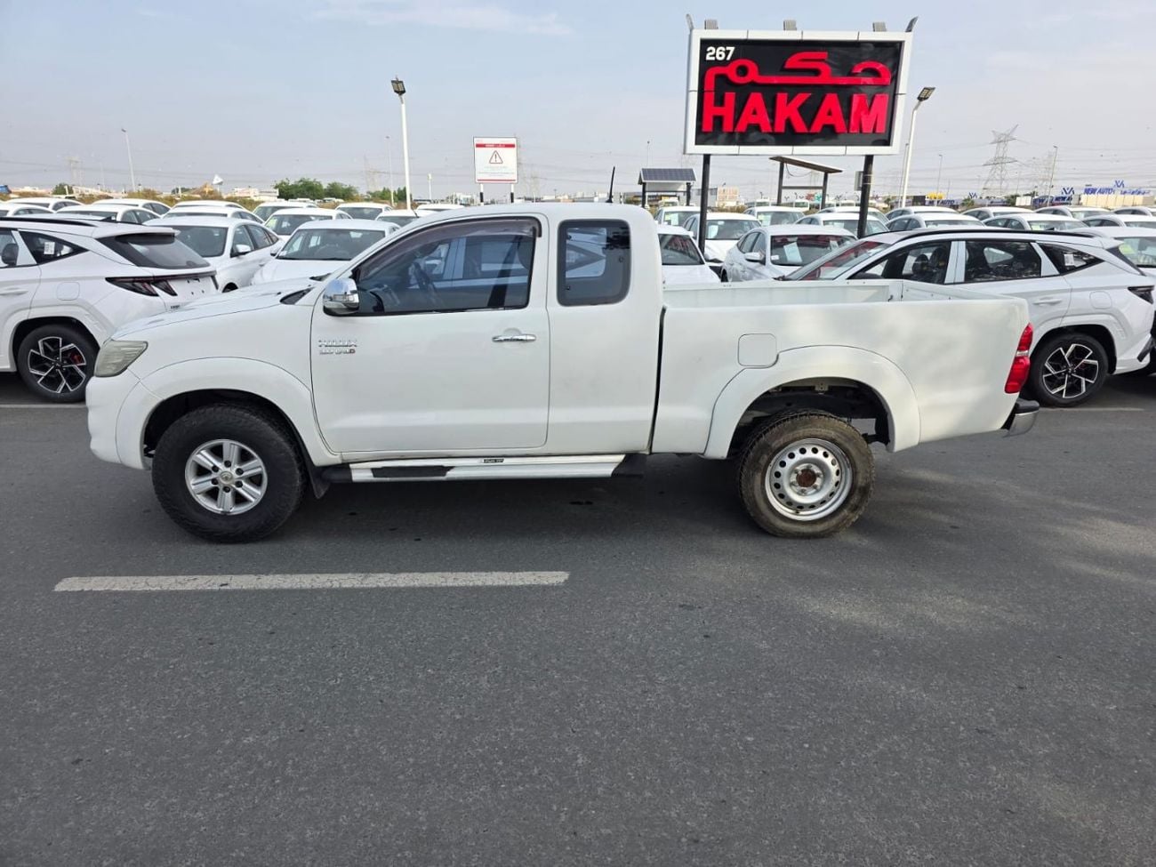 Toyota Hilux Diesel Engine ,Smart Cab Hilux Manual Gear Right Hand Drive  ,ONLY FOR EXPORT AVAILABLE