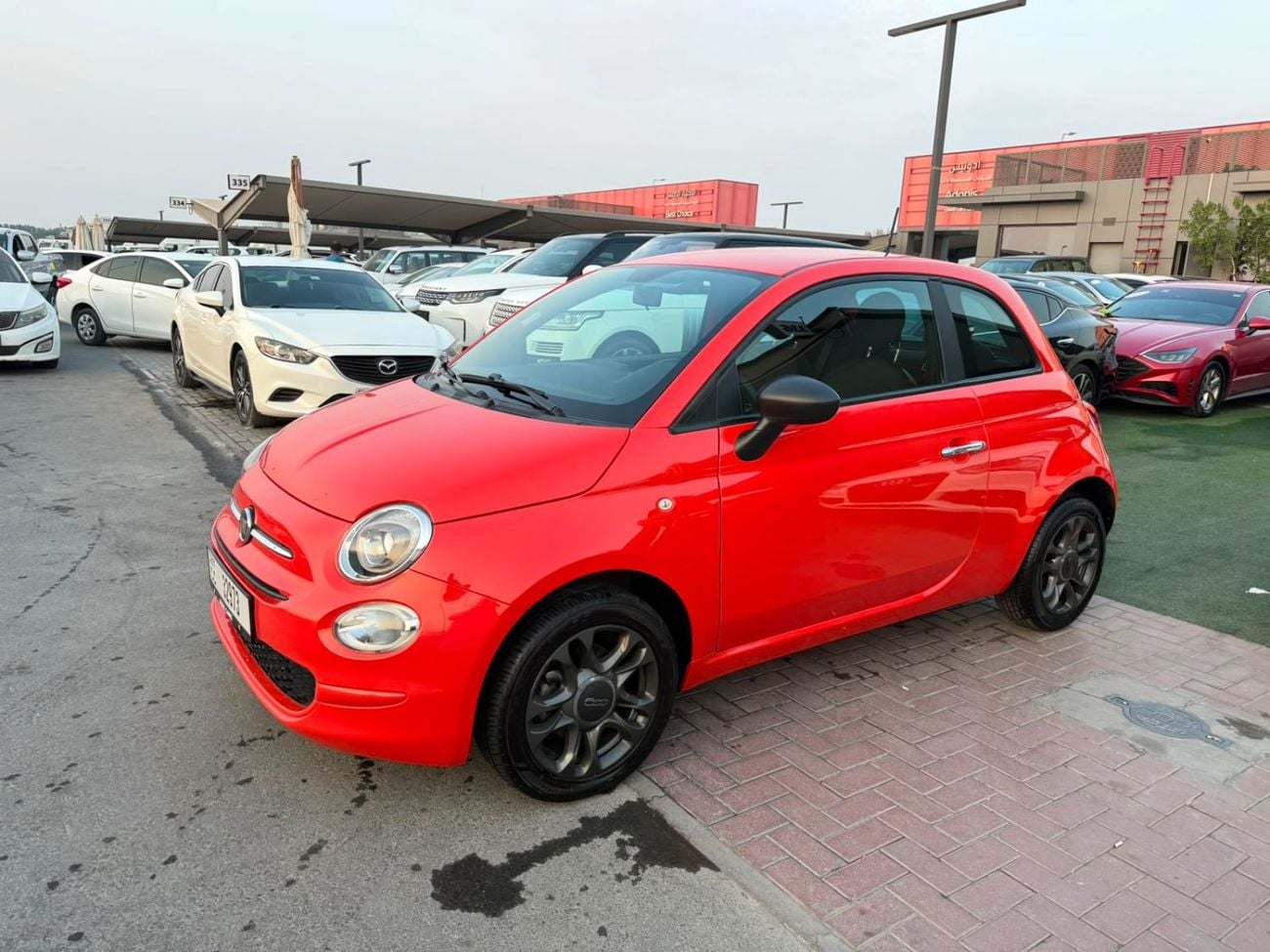 Fiat 500 DOLCEVITA 1.4L 4-cylinder** engine with **100 hp**, 5-speed