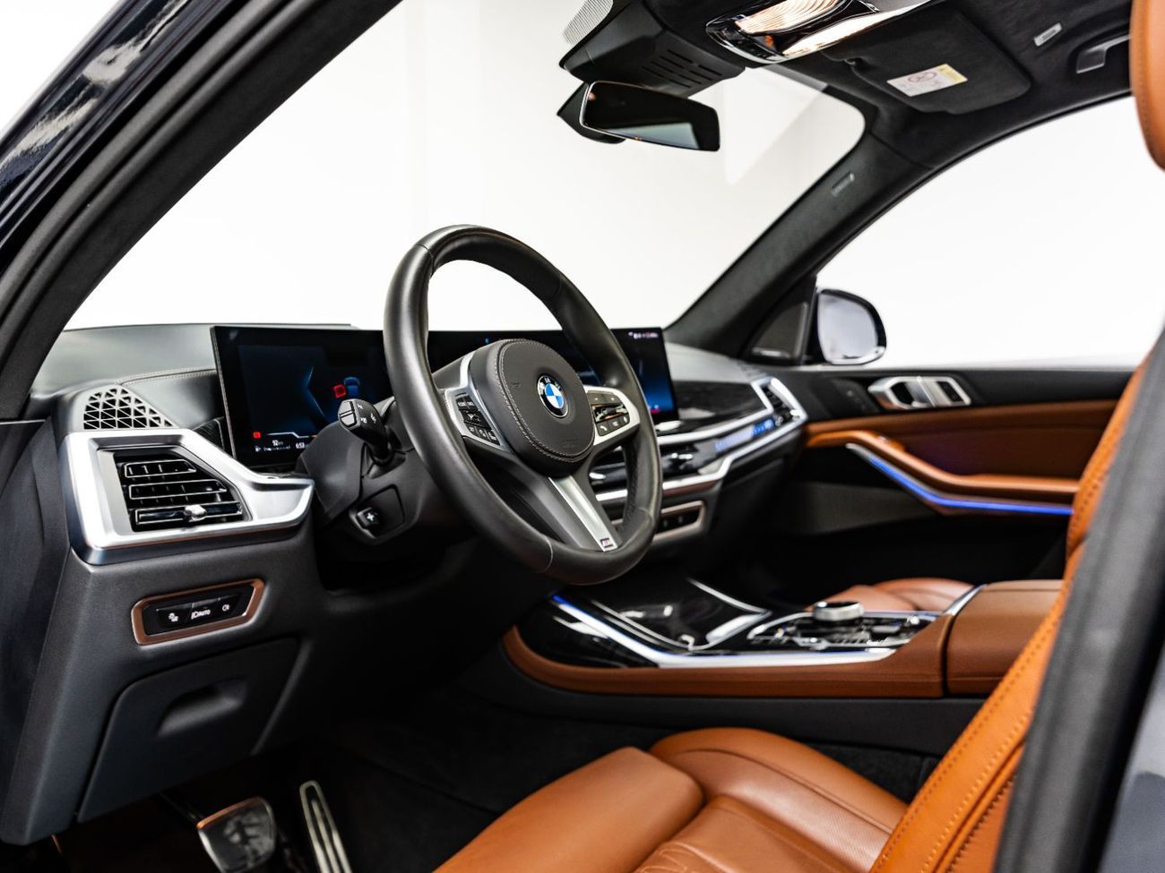 BMW X7 xDrive40i Luxury M Sport Package 3.0L 2025 BMW X7 xDrive40i, 2029 BMW Warranty + Service Contract, L