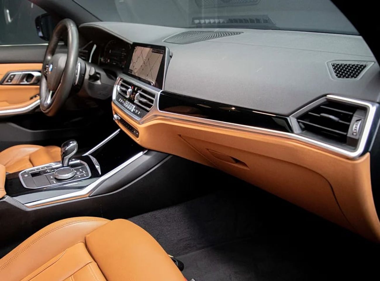 BMW 330i Luxury Line 2.0L