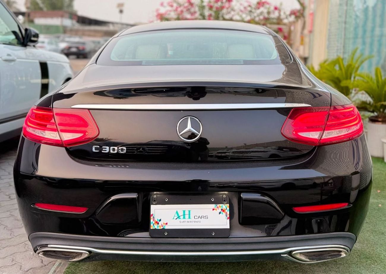Mercedes Benz C300 STANDARD
