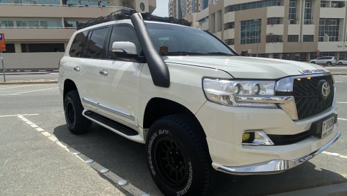 Toyota Land Cruiser VXR