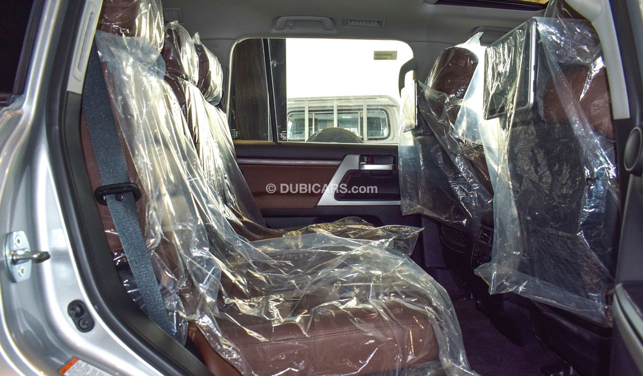 Toyota Land Cruiser VX.R+ V8 Executive Lounge