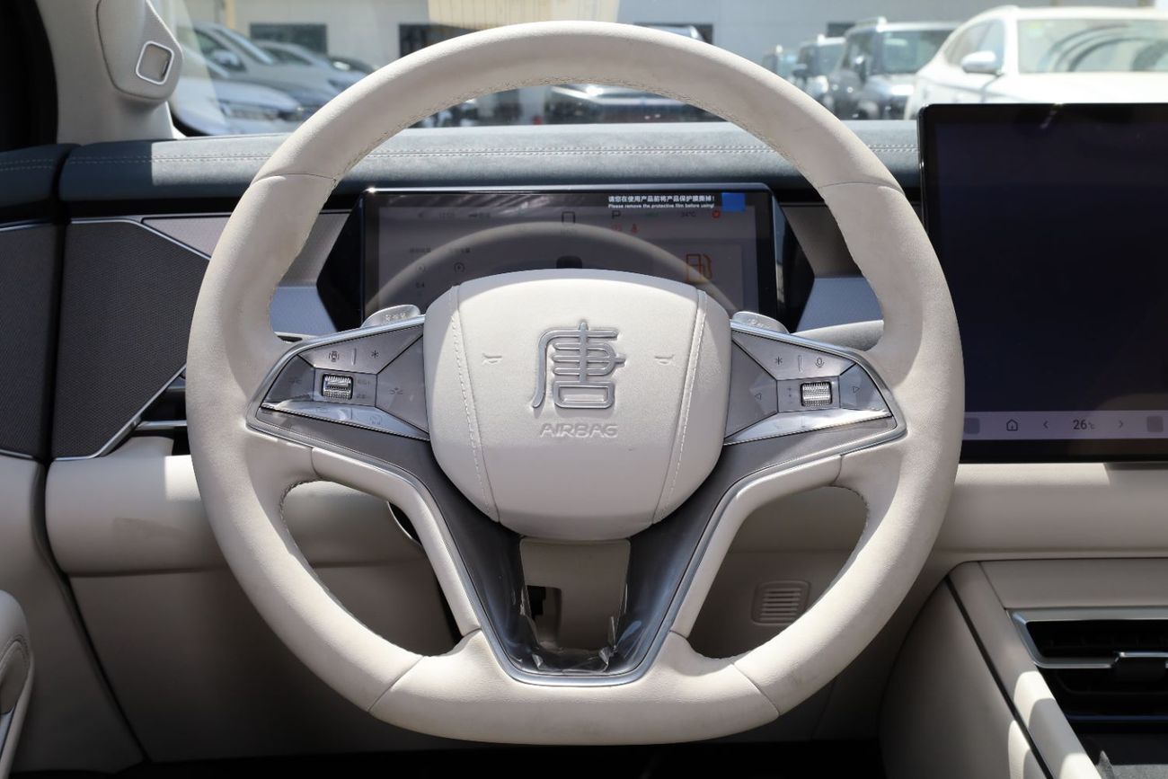 بي واي دي تانغ ل BYD TANG L HYBRID DMI 215KM LIDAR FLAGSHIP EDITION 2025