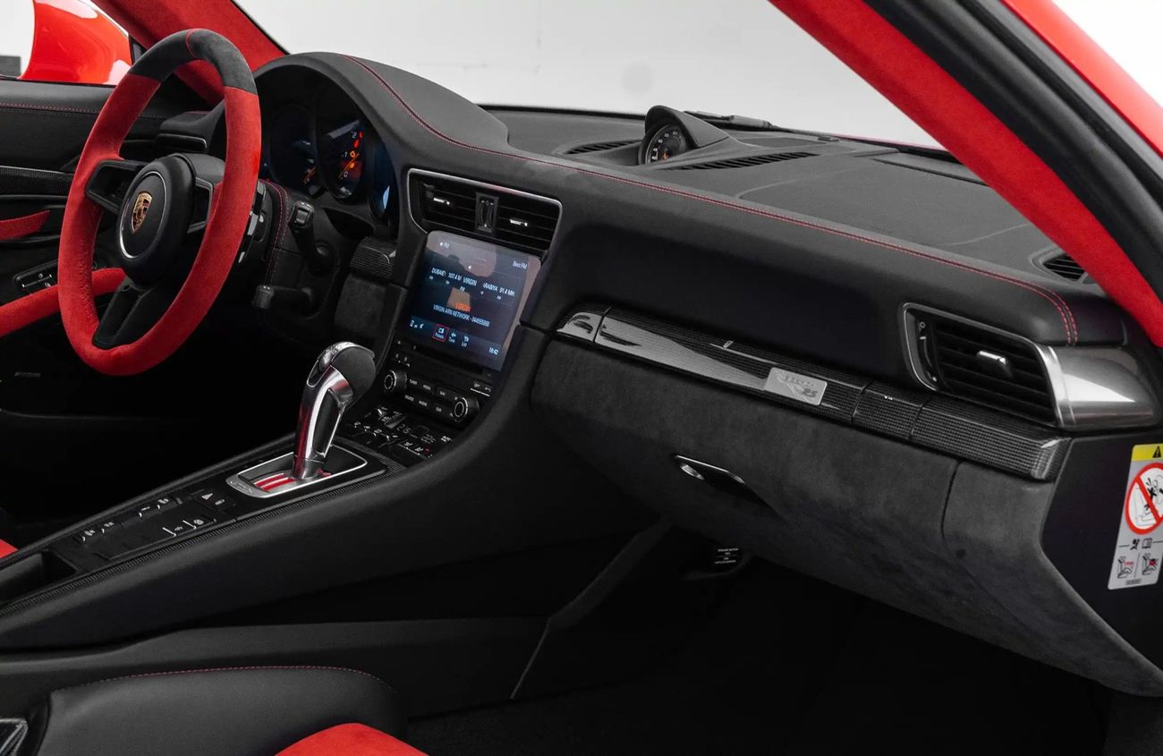 بورش 911 3.8L F6 Twin-Turbocharged Engine