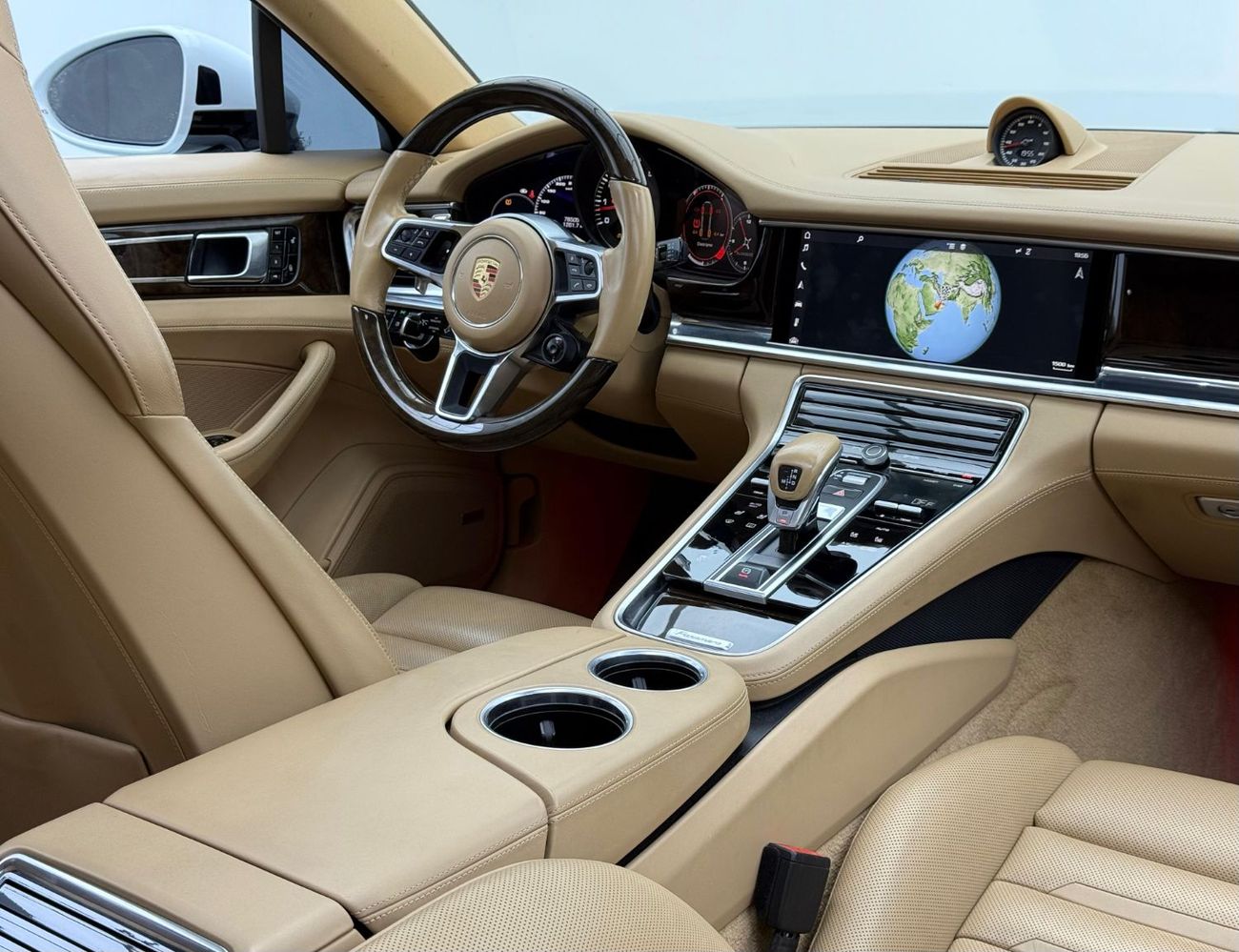 Porsche Panamera 4S 3.0L (434 HP) 2017 Porsche Panamera 4S, Porsche Full Service History, Excellent Condition, GCC