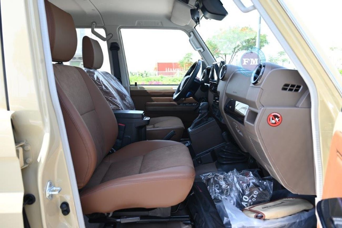 Toyota Land Cruiser Pick Up Double Cab SDLX 2.8L Diesel 4WD 5 Seater Automatic