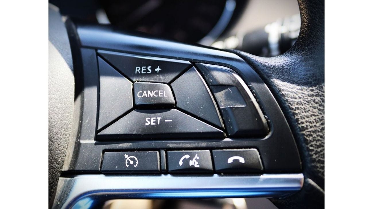 نيسان إكس تريل 2019 نيسان إكس تريل إس (T32)، سيارات الدفع الرباعي 5dr، 2.5 لتر 4 سلندر بنزين، أوتوماتيكي، دفع أمامي