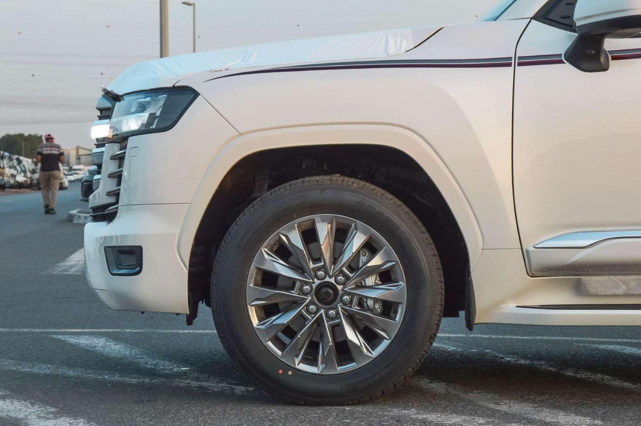 Toyota Land Cruiser TOYOTA LAND CRUISER GXR 3.5L 4WD PETROL SUV 2026