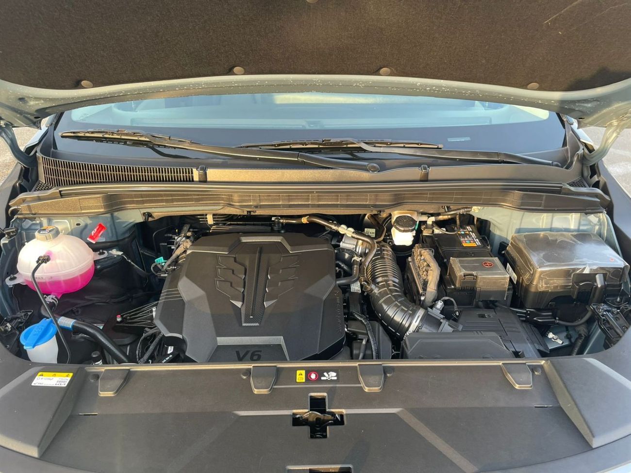 Kia Carnival 2024 Kia Carnival EX 3.5L V6 - Full Option - 8 Seater - Front & Rear Radar Sensor - Trunk / Door Ful