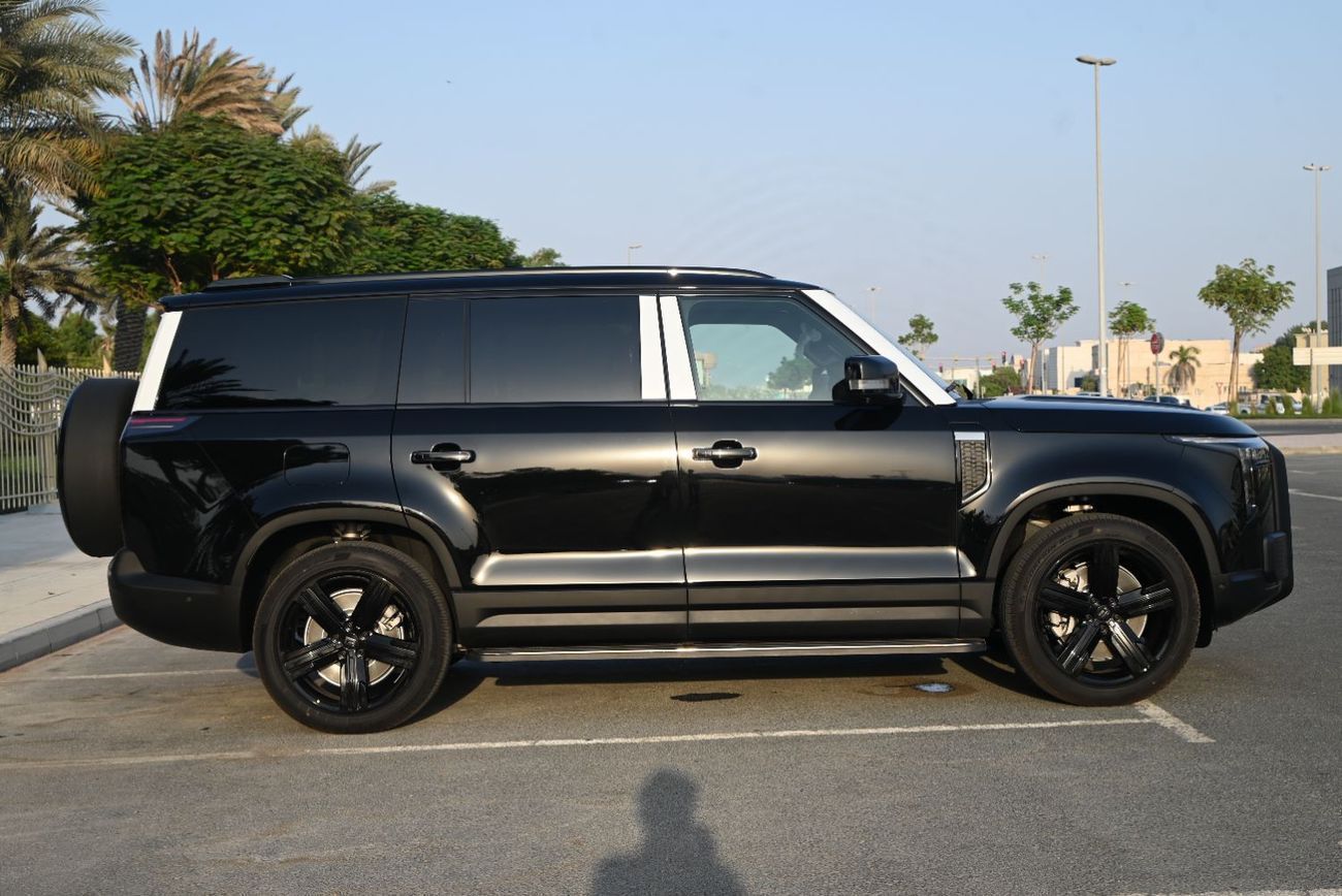 روكس 01 BRAND NEW - VIP EDITION - ROX 01 2025 - 6 SEATER - BLACK EDITION - DEALER WARRANTY