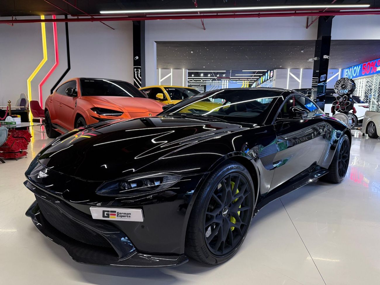 أستون مارتن فانتيج AMR 4.0L