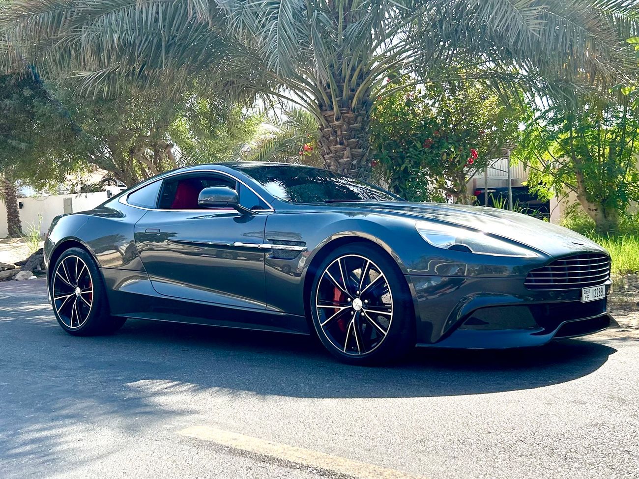 Aston Martin Vanquish