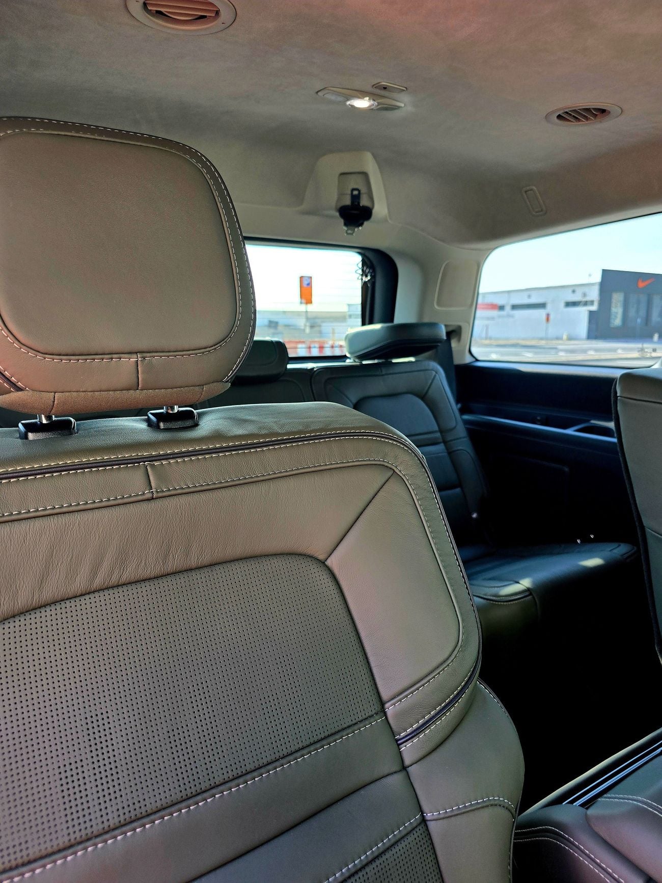 Lincoln Navigator Presidential 3.5L