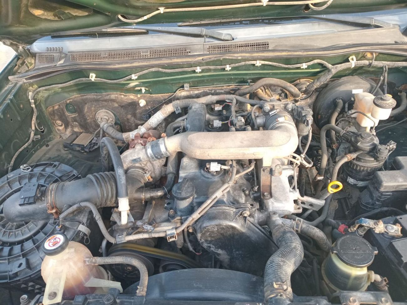 تويوتا هيلوكس DC 2.4L 4WD DIESEL MANUAL TRANSMISSION