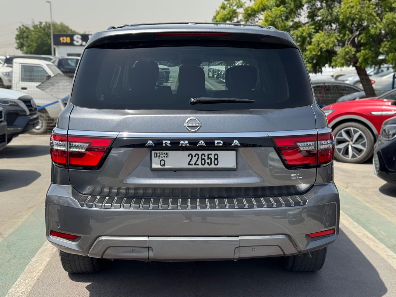 Nissan Armada PATROL / 5.6 V8 PETROL / PWR SEATS WITH 360* CAMERA / FULL OPT / UAE REGISTERED