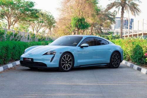 Porsche Taycan Base