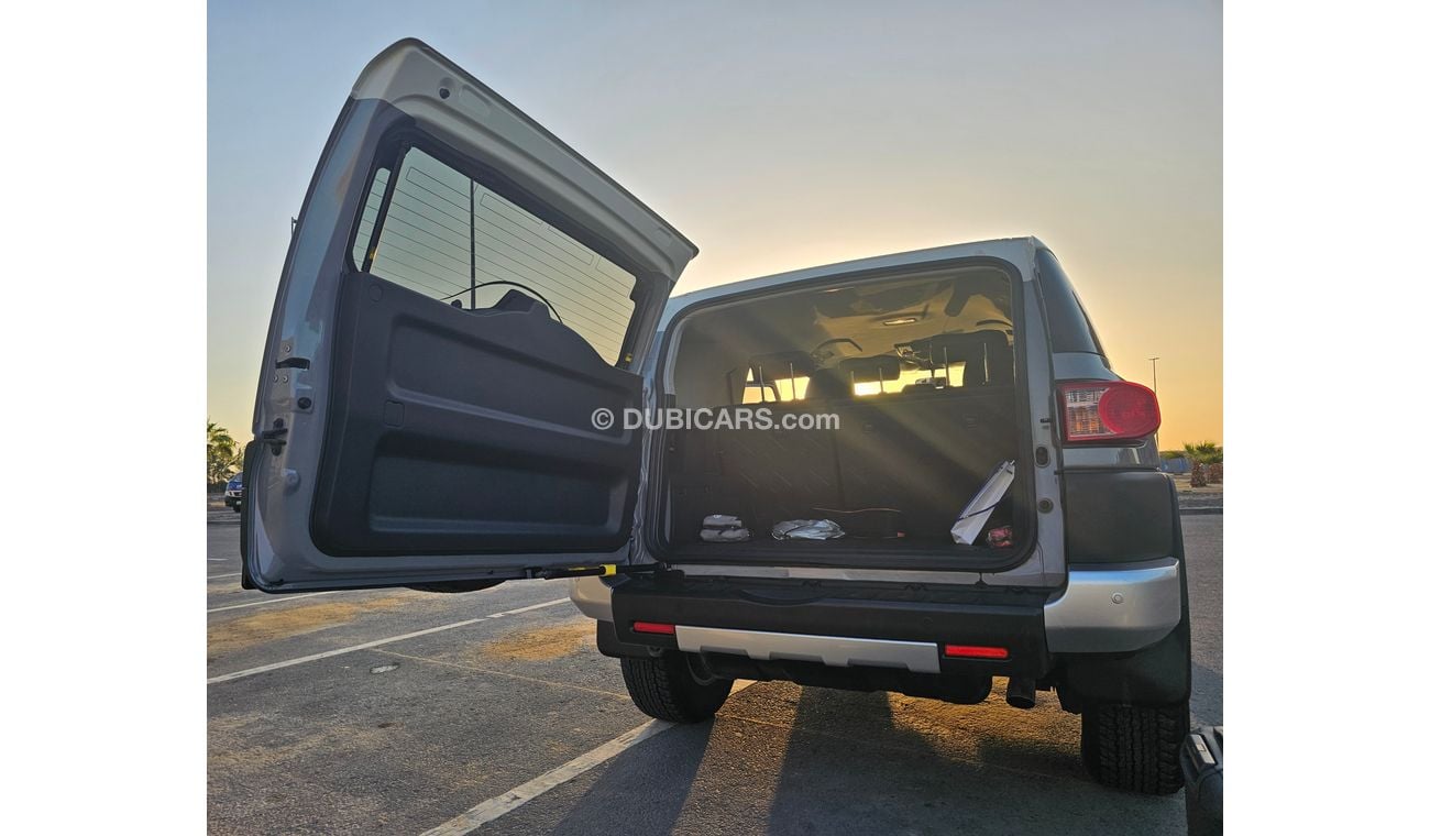 تويوتا إف جي كروزر