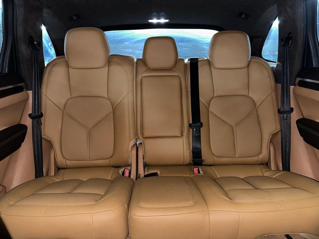 بورش كايان Turbo 4.8L (520 HP) 2015 | LED PDLS HEADLIGHTS | 21 INCH ALLOY WHEELS | PANORAMIC ROOF | FULLY LOADE