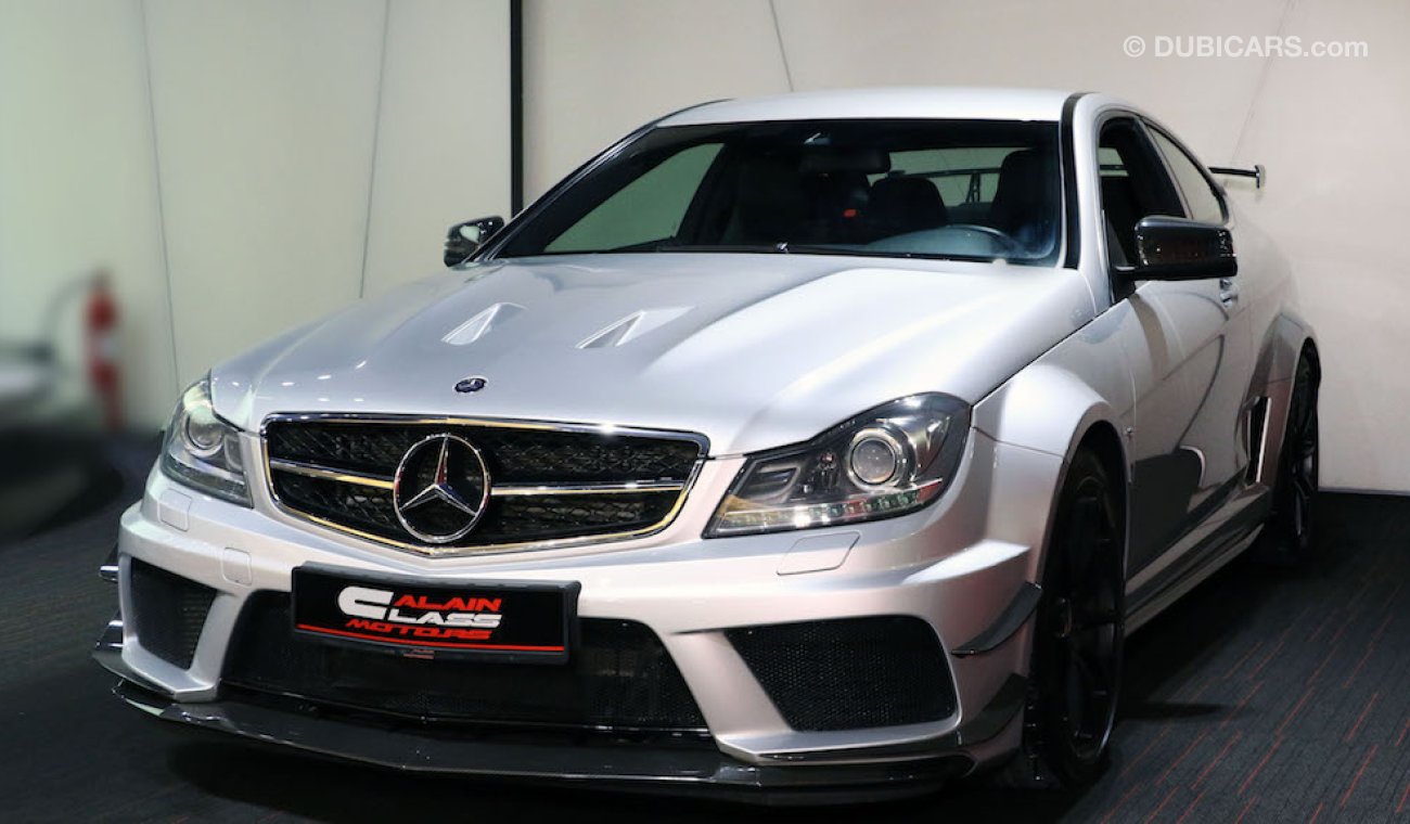 مرسيدس بنز C 63 كوبيه AMG Black Series