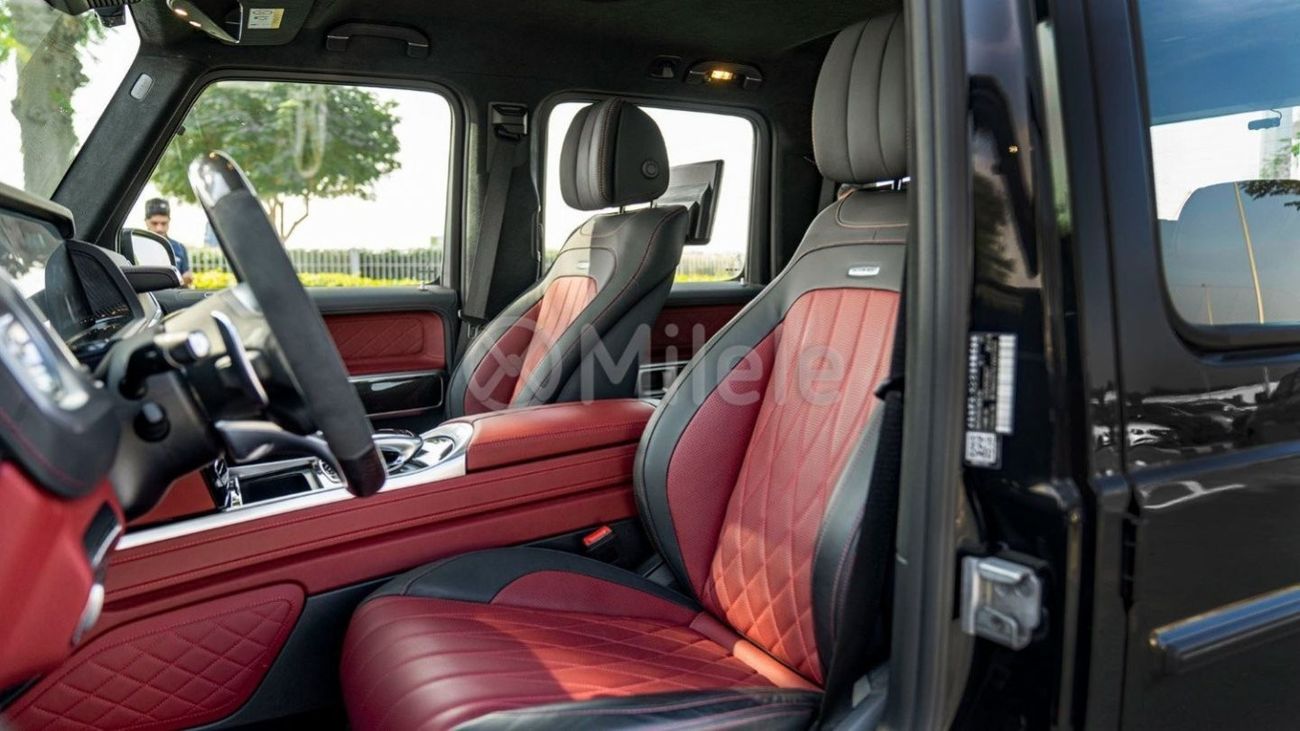 Mercedes Benz G63 AMG Full Carbon / Night Package / Maybach Rim
