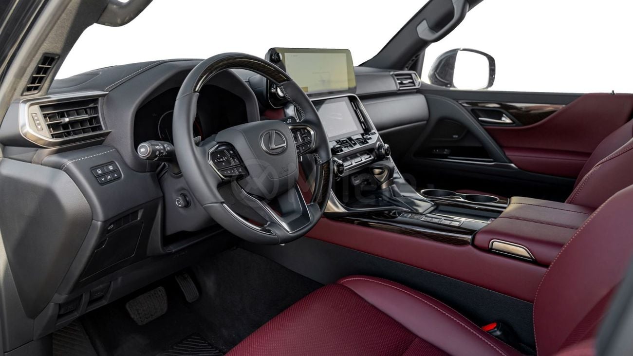 Lexus LX600