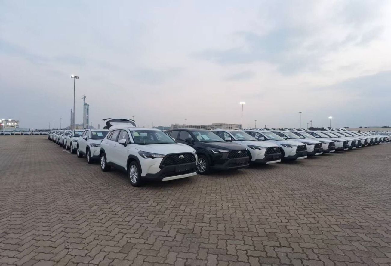 تويوتا كورولا كروس 1.8L GLI (HEV)