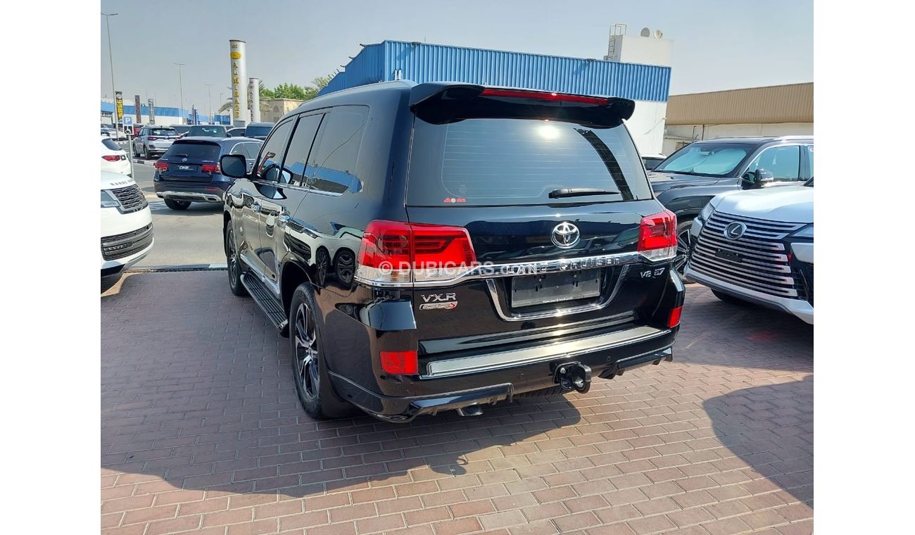 Toyota Land Cruiser TOYOTA LANDCRUISER VXR GRAND TOURING V8 5.7