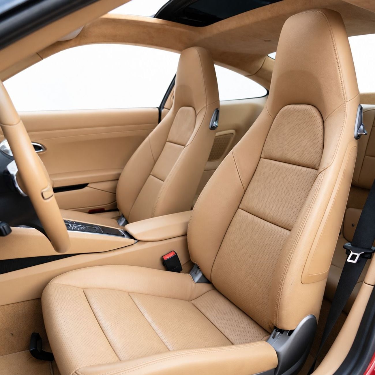 Porsche 911 CARRERA AED 199,950 CASH • Porsche 911 Carrera • 1 Year Warranty