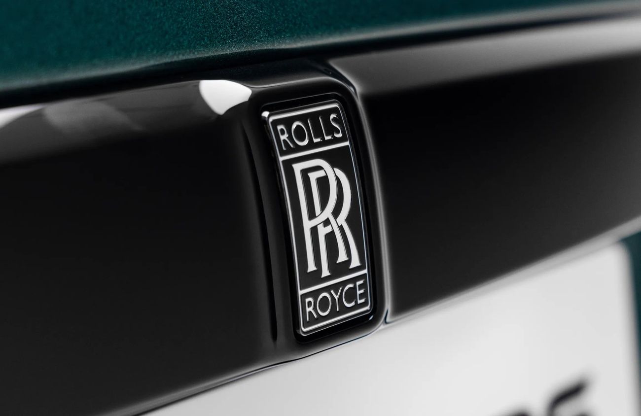 رولز رويس داون 6.6L V12 Twin-Turbocharged Engine