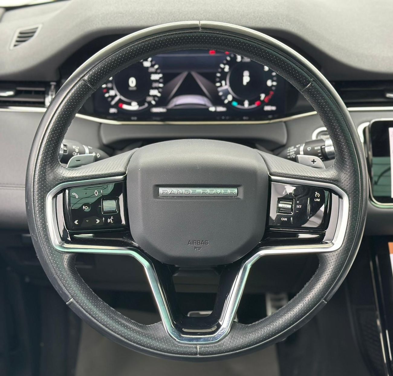 Land Rover Range Rover Evoque P200 R-Dynamic SE 2.0L 2021 Range Rover Evoque SE R-Dynamic, April/2026 Range Rover Warranty, Range