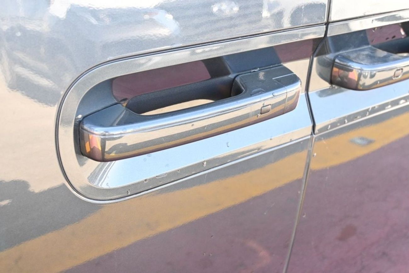 هيونداي ستاريا هيونداي ستاريا 3.5 لتر بنزين ، واجن ، دفع أمامي ، 5 أبواب ، مثبت السرعة ، كاميرا خلفية ، دي في دي ،