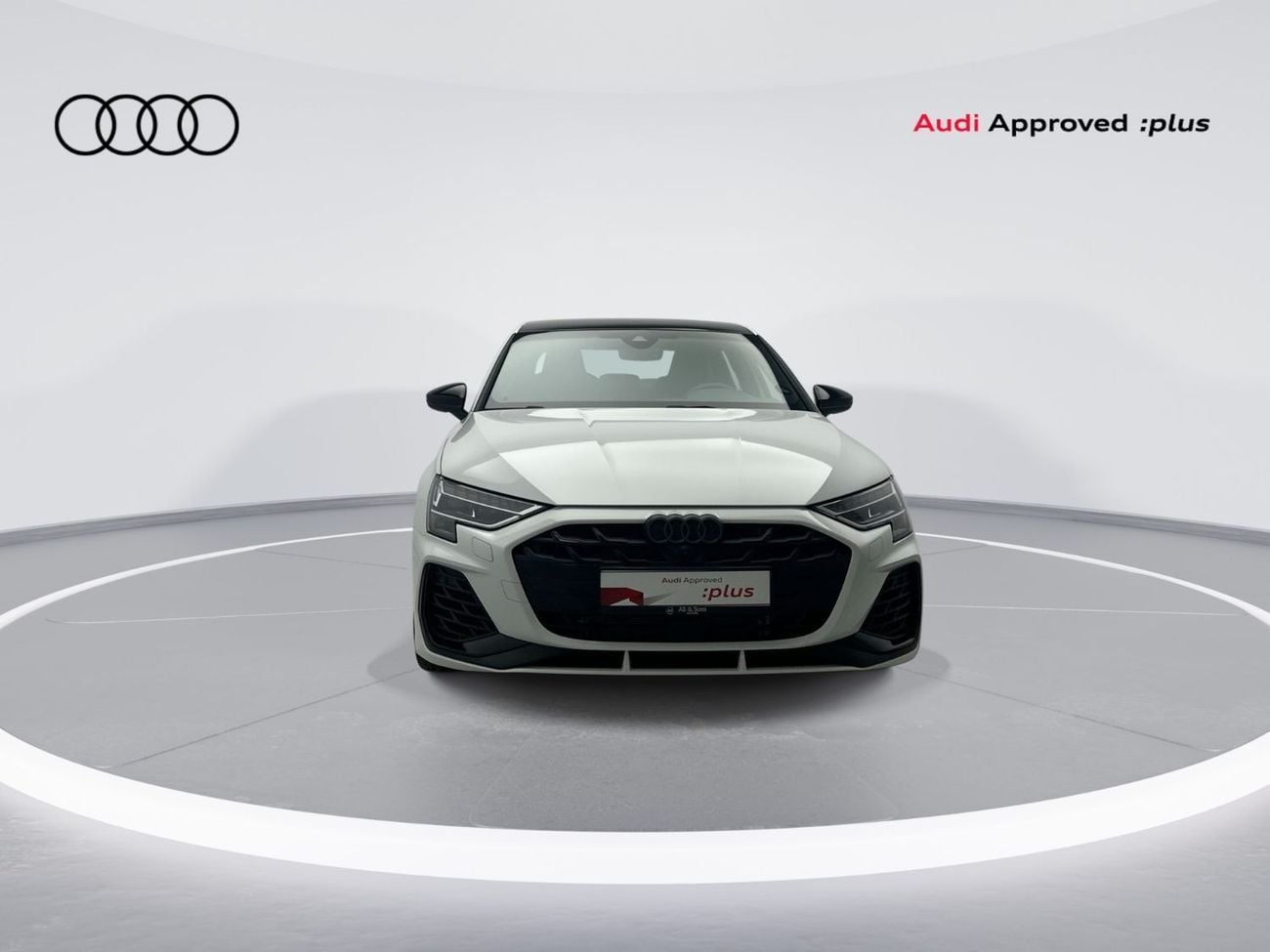 أودي S3 TFSI quattro 2.0L Sedan TFSI 333hp (Ref# 16542)