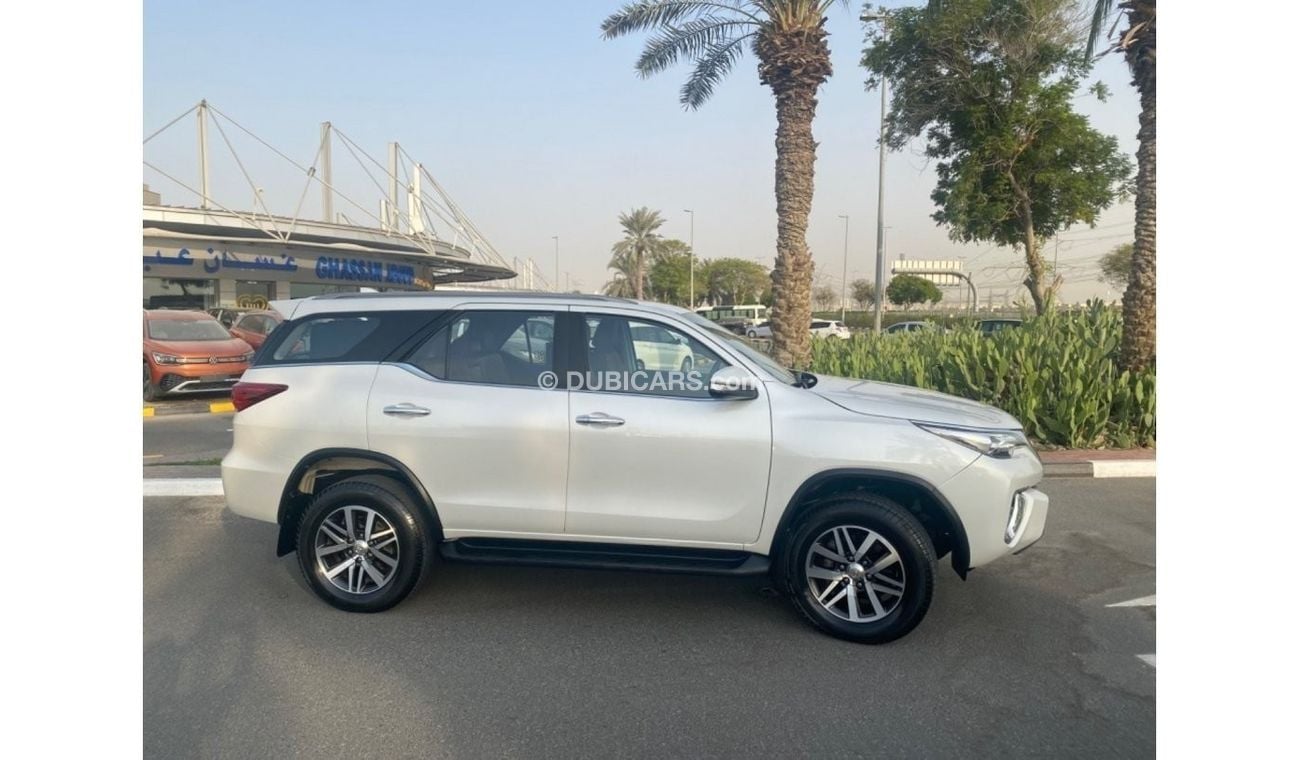 تويوتا فورتونر VXR