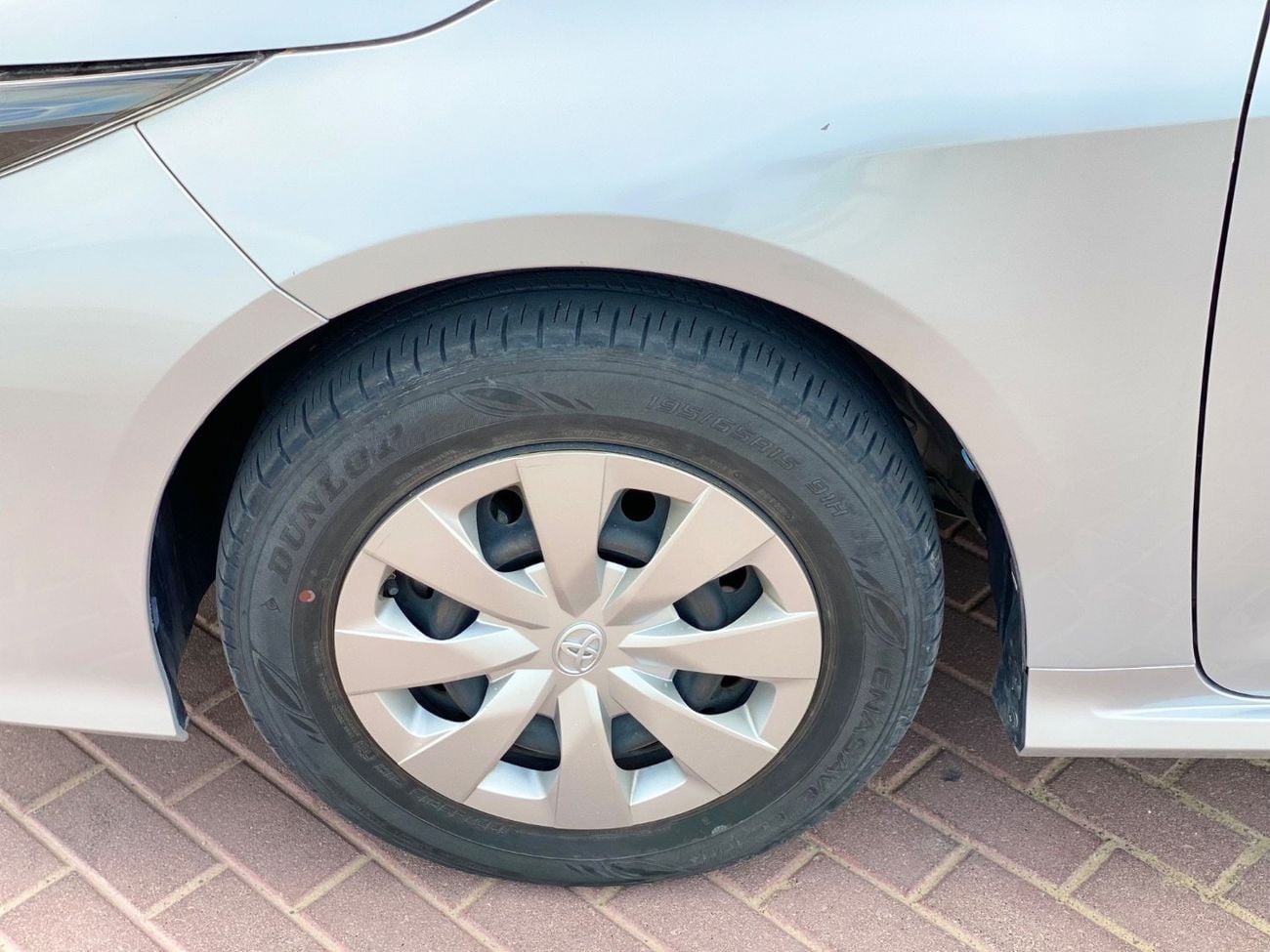 تويوتا كورولا SE 1.6L