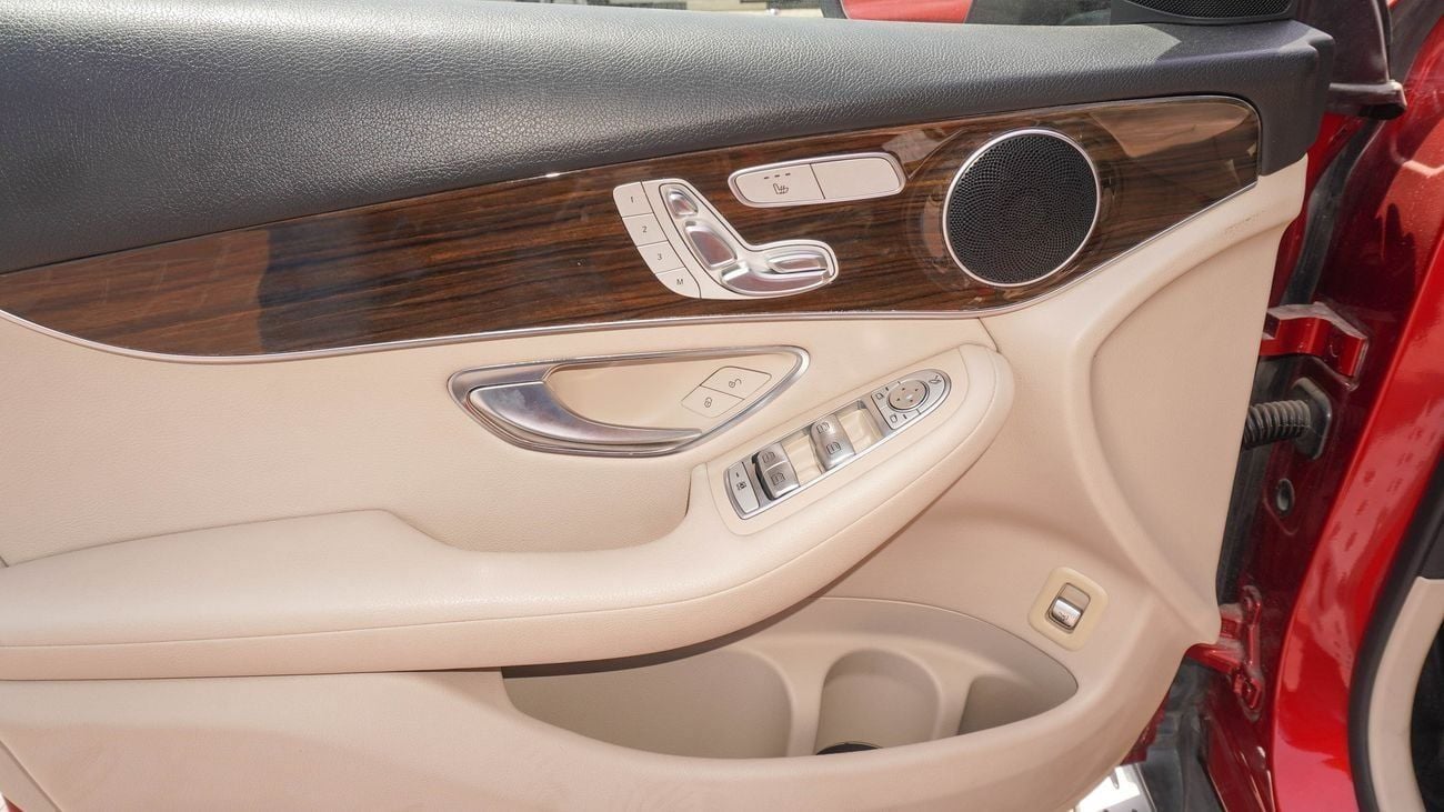 Mercedes-Benz GLC 300