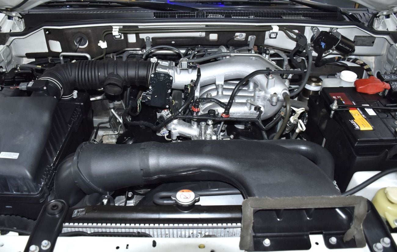 Mitsubishi Pajero GLS MIDLINE EXCELLENT DEAL for our Mitsubishi Pajero GLS ( 2019 Model ) in White Color GCC Specs