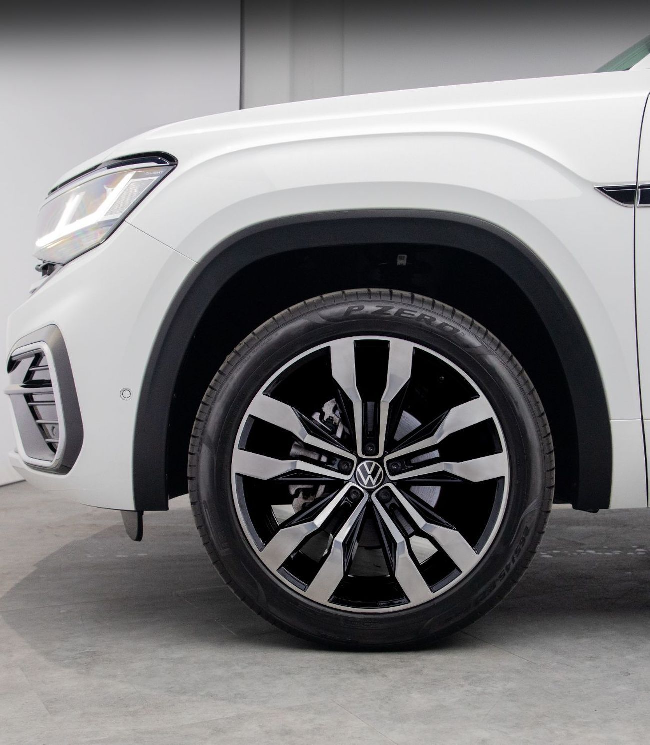 Volkswagen Teramont R LINE
