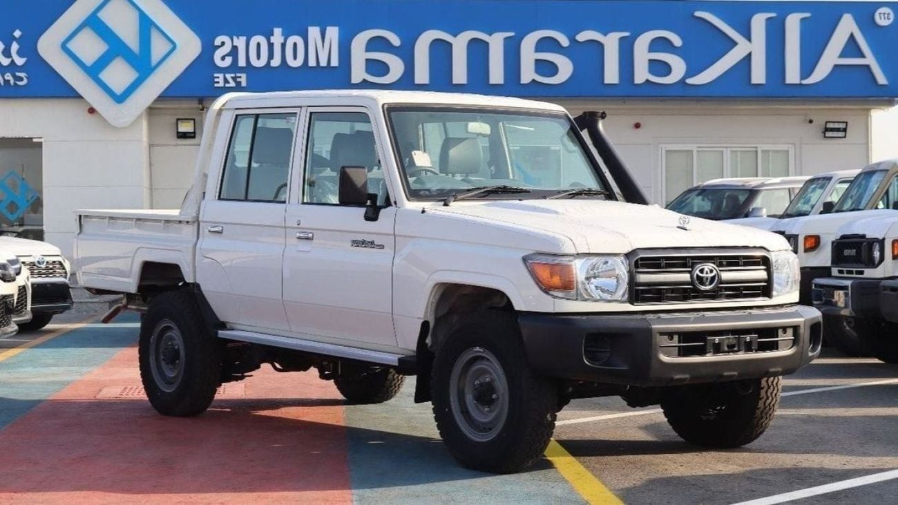 Toyota Land Cruiser Pick Up DIESEL Double Cab Pick Up 1HZJ 4.2Ltr.  DIFFERENTIAL LOCK ,POWER WINDOW CENTER LOCK , 11 LEAF