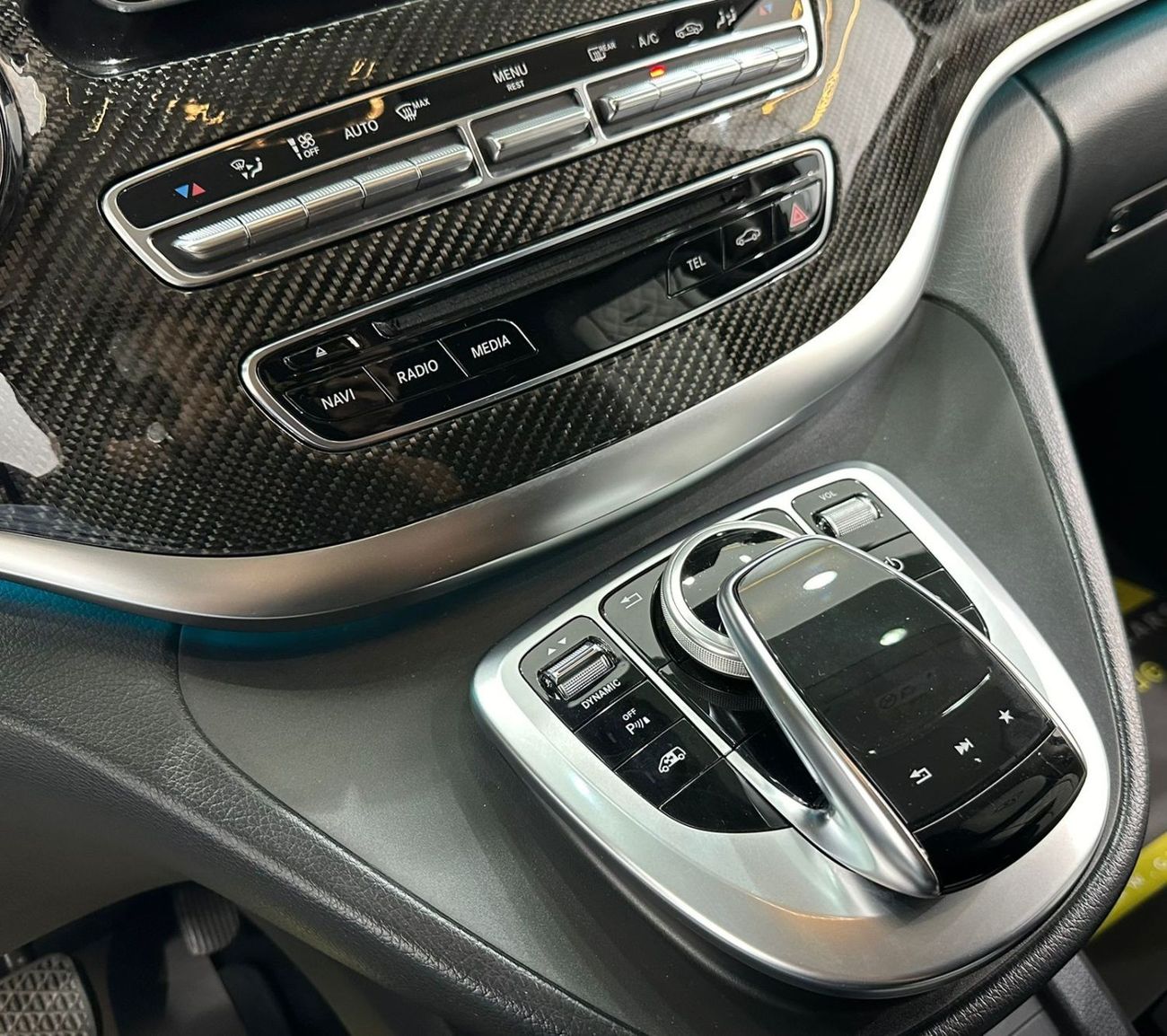 Mercedes-Benz V 250 Std 2020 Mercedes Benz V250 Driven-Landjet, Warranty, Full Service History, Fully Loaded, GCC