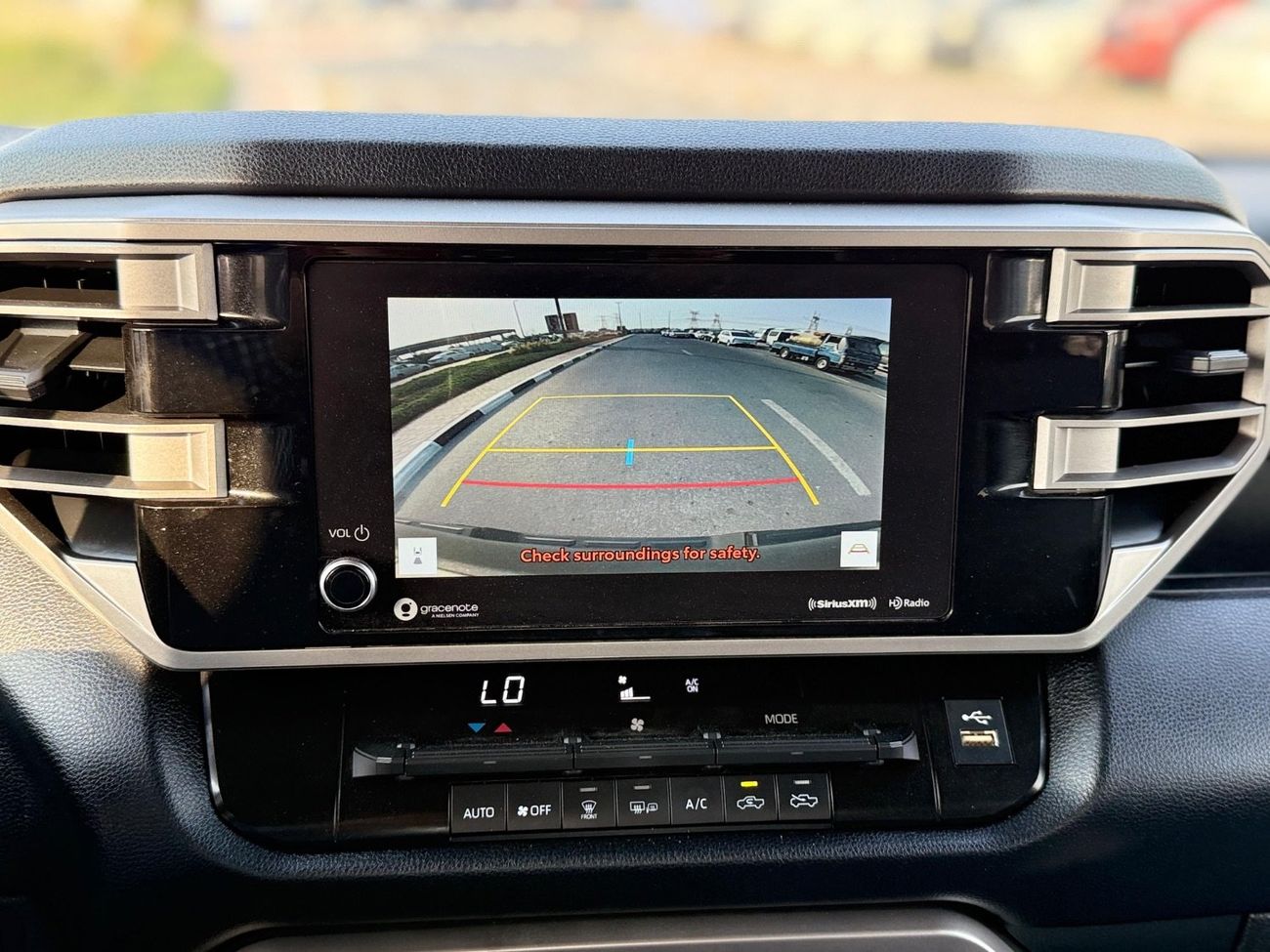 Toyota Tundra 4WD 2024