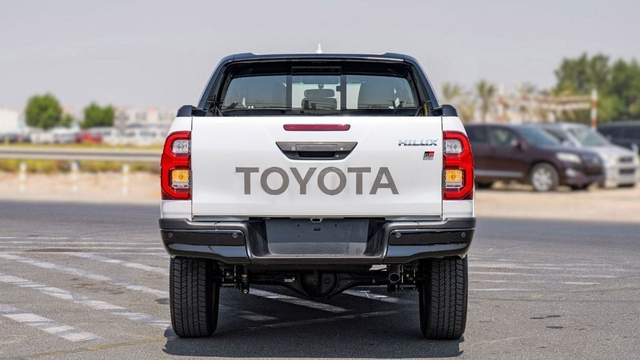 Toyota Hilux DC GR SPORT 4.0P AT 4X4 - WHITE