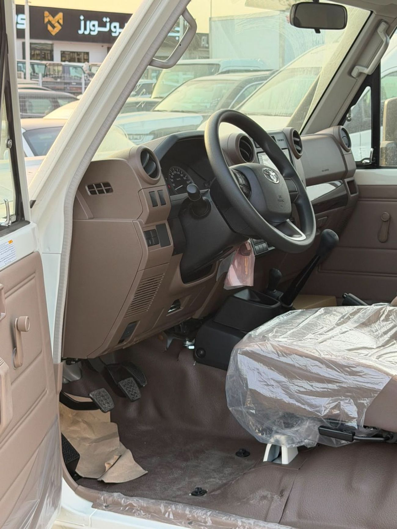 تويوتا لاند كروزر بيك آب VDJ 79 2.8L DIESEL V4 M/T SINGLE CABIN PICKUP