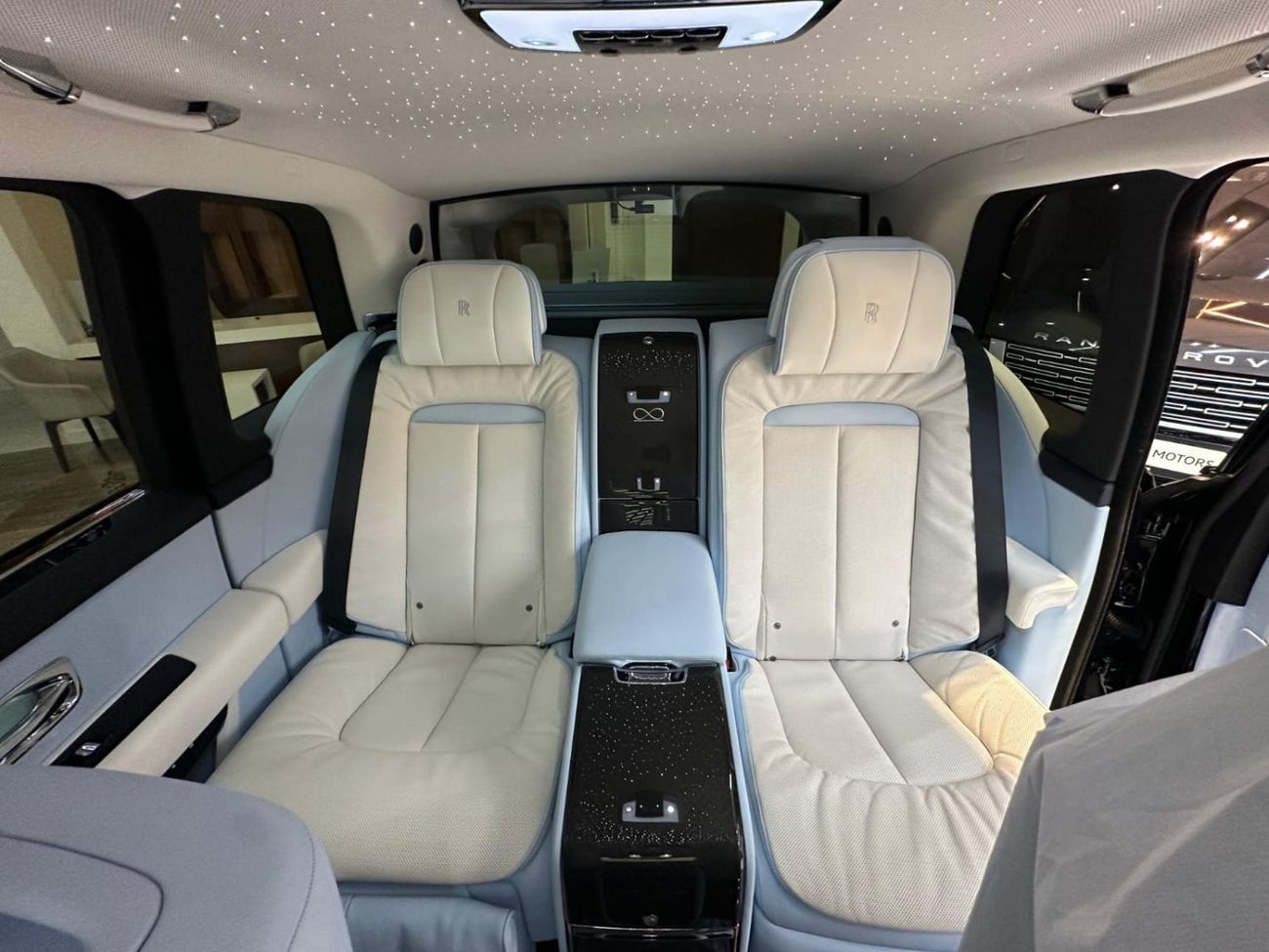 Rolls-Royce Cullinan 2025 Rolls-Royce Cullinan Black Badge | Black | Ultimate Luxury SUV